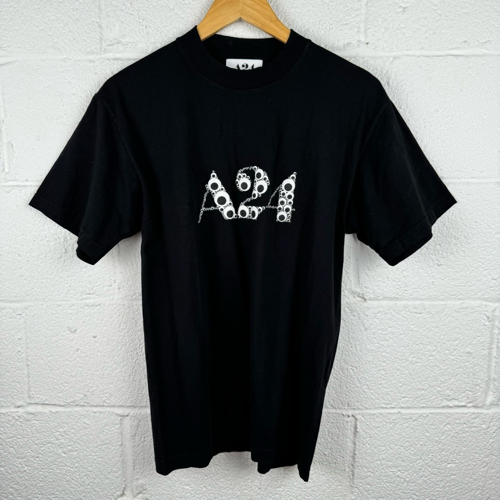 A24 Everything Everywhere All At Once Black Googly Eye Puff Print Logo Tee S